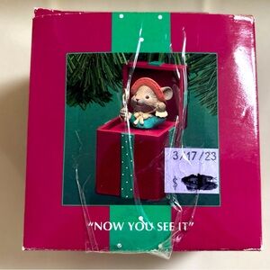 Vintage 1994 ENESCO Ornament NOW YOU SEE IT Christmas Holiday Figure